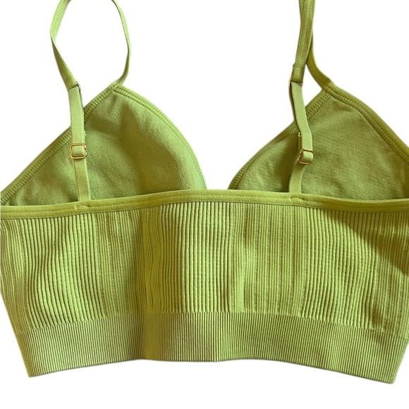 NWT Aerie Deep V-Neck Ribbed Bralette - Size Medium - Pistachio Green! - Picture 6 of 7